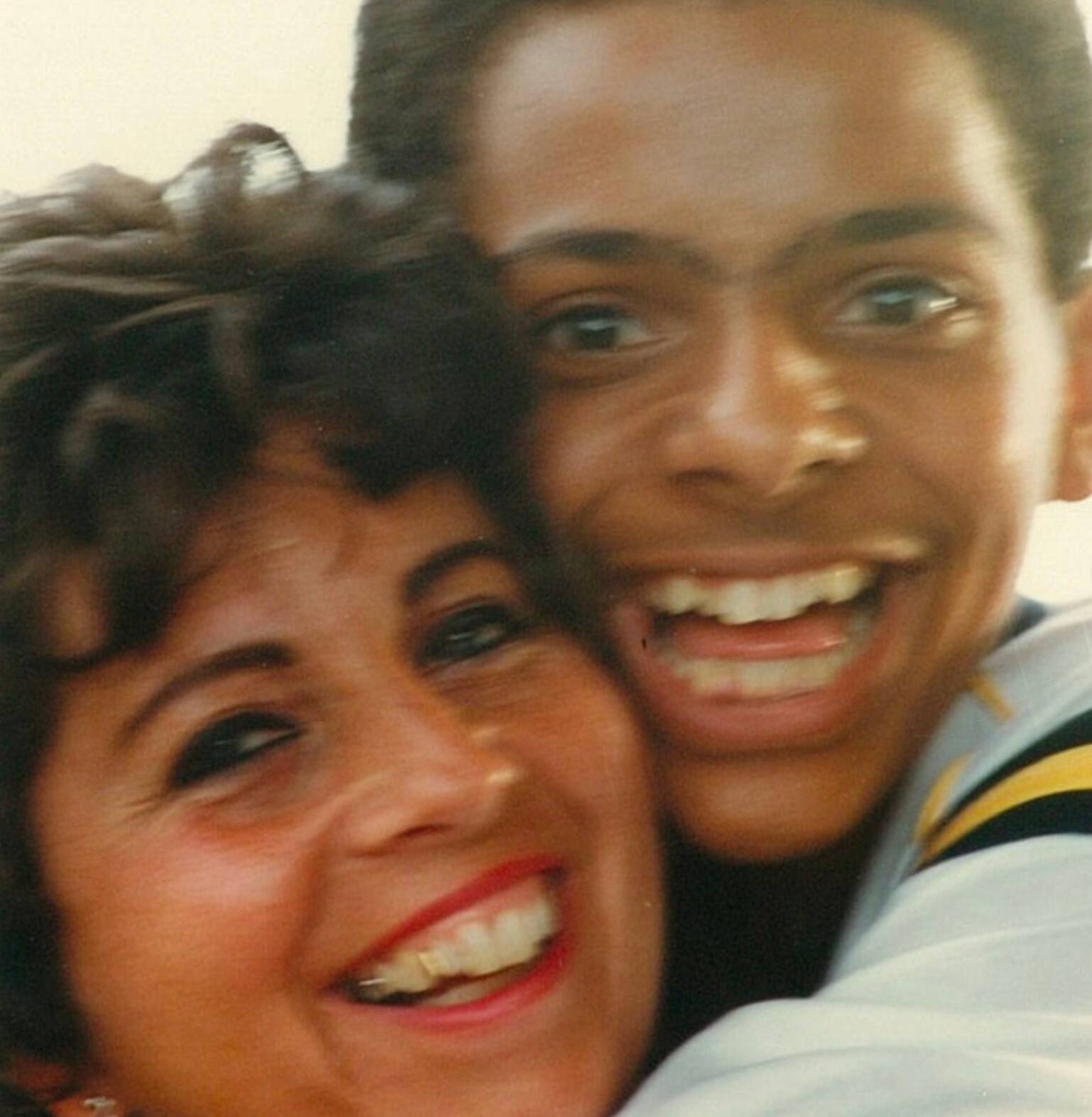 Gregory Charles rend hommage à sa défunte maman qui aurait eu 87 ans ...