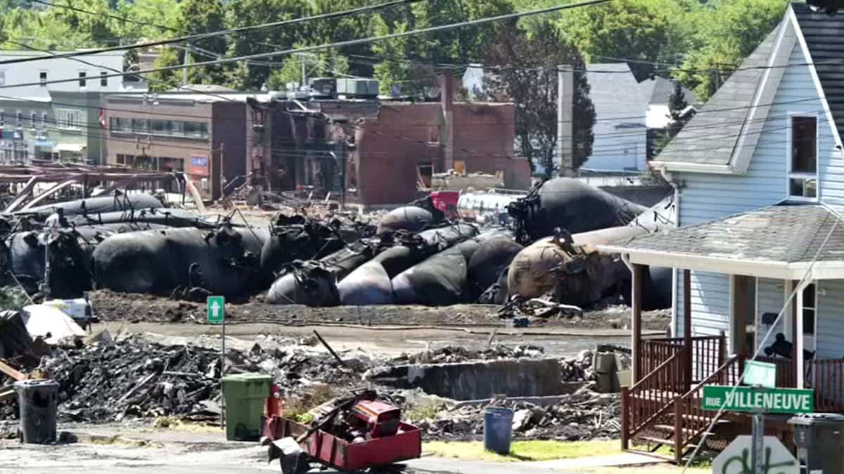 Lac-Mégantic: le convoi était surnommé la «bombe ambulante»
