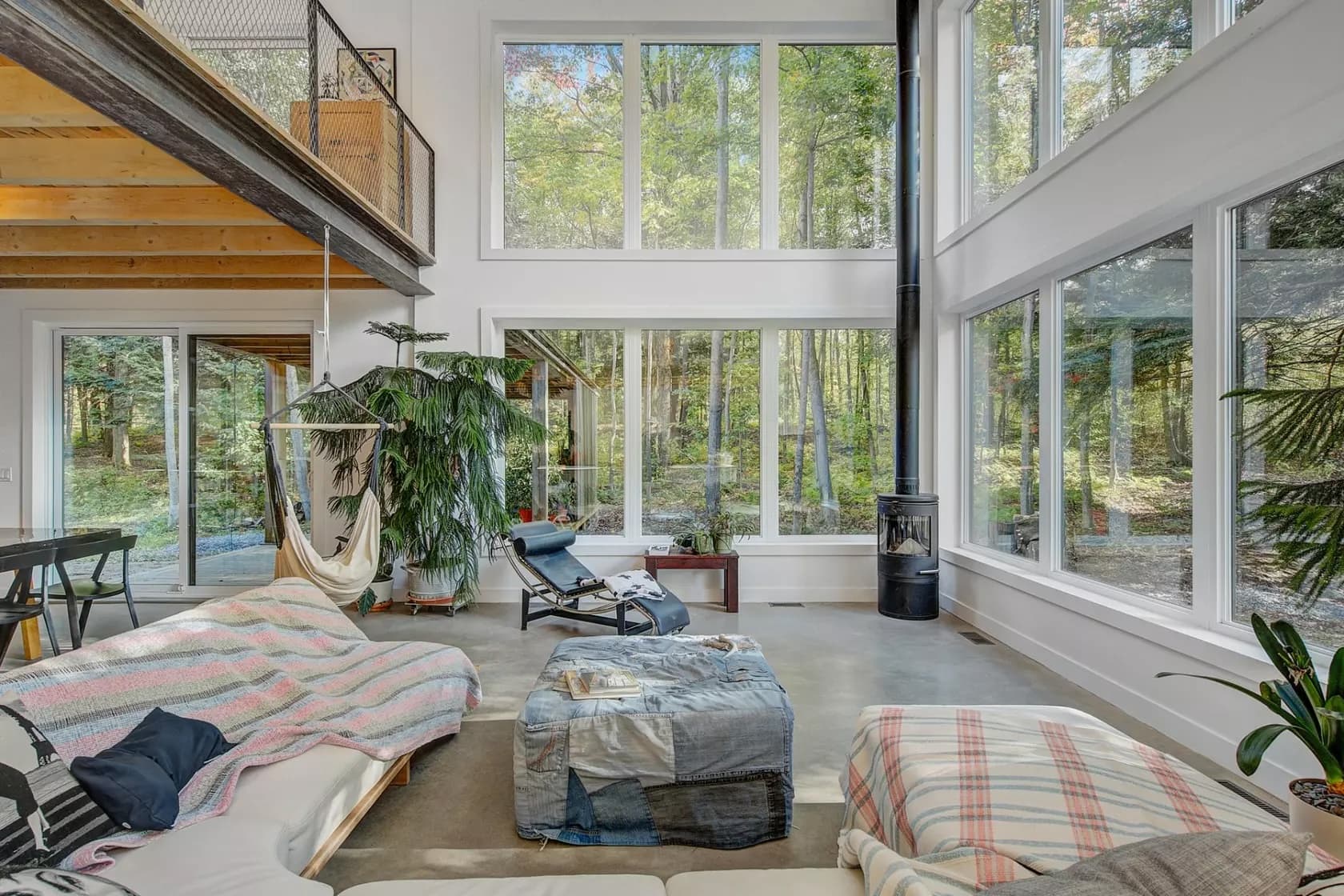 Une maison architecturale à vendre 1,3M$