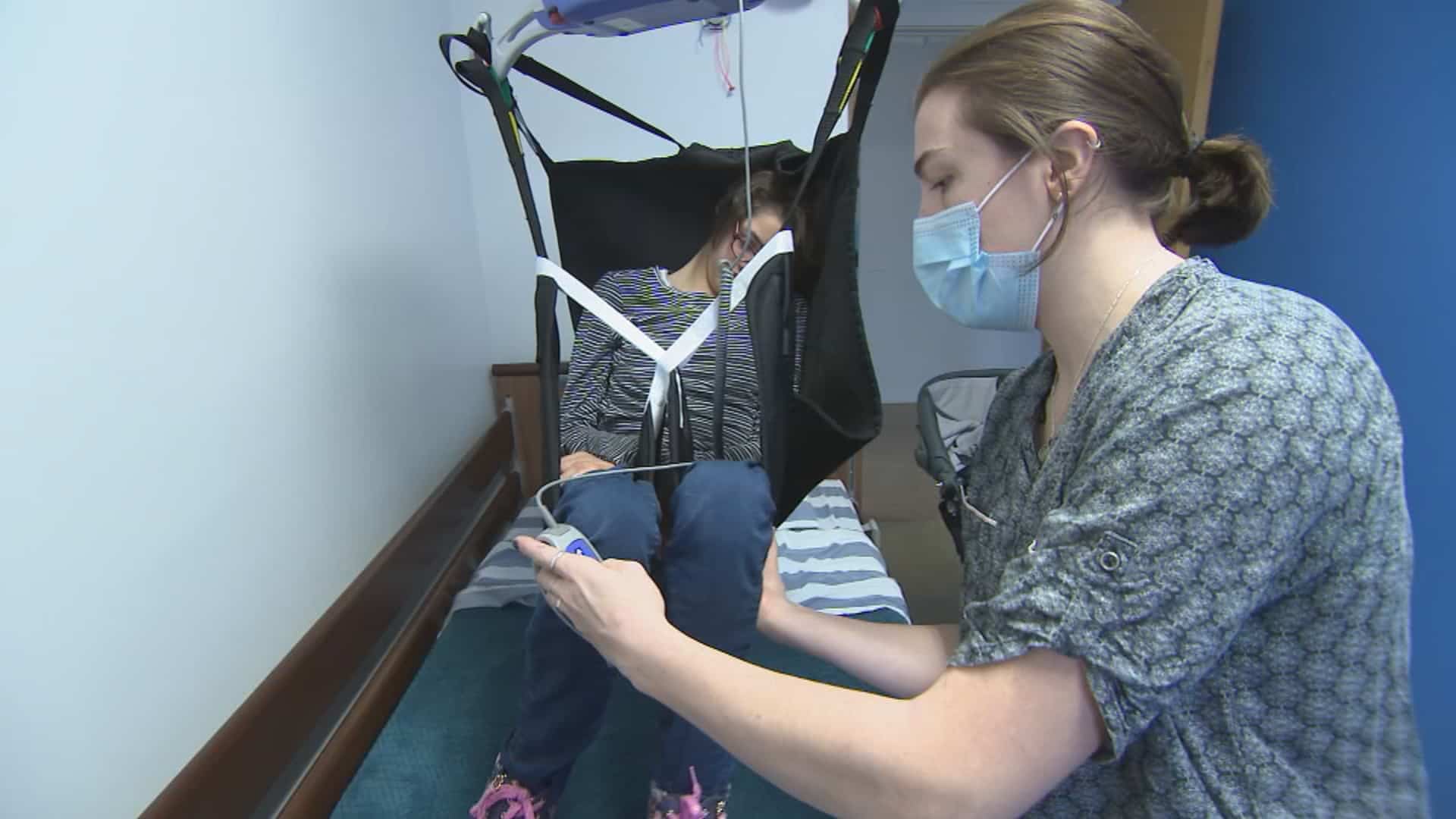 Adultes polyhandicap&eacute;s: &laquo;on tombe dans un grand trou noir&raquo;