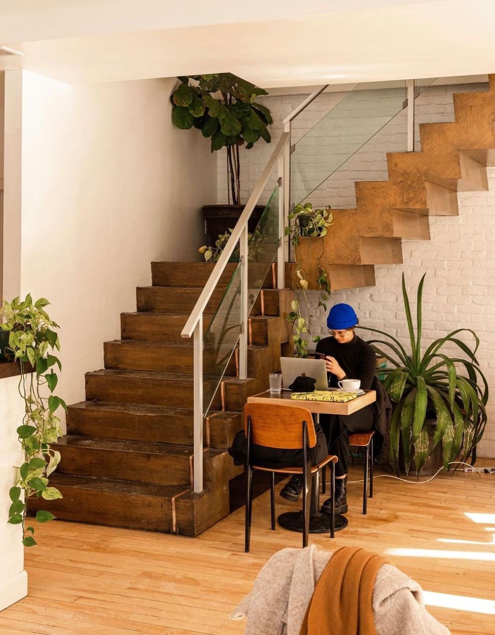 Ce café lumineux ferme sans laisser d'explication 