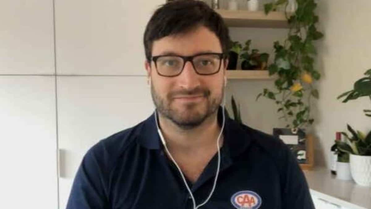 Faire le plein d’essence: «Attendez, ce n’est pas le moment»