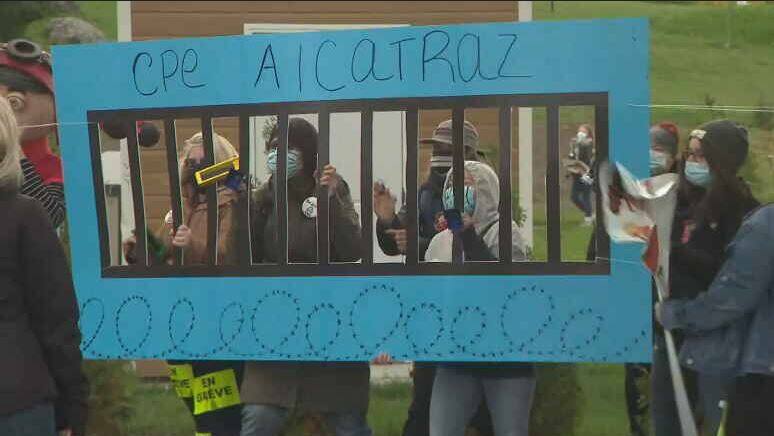 Saguenay-Lac-Saint-Jean: 800 &eacute;ducatrices en CPE en gr&egrave;ve