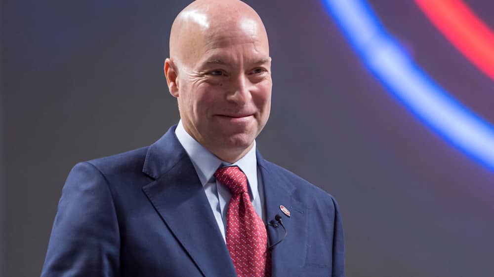 Déjà beaucoup d'appels pour Kent Hughes