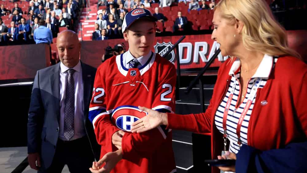 Des recruteurs se prononcent sur le phénomène Lane Hutson