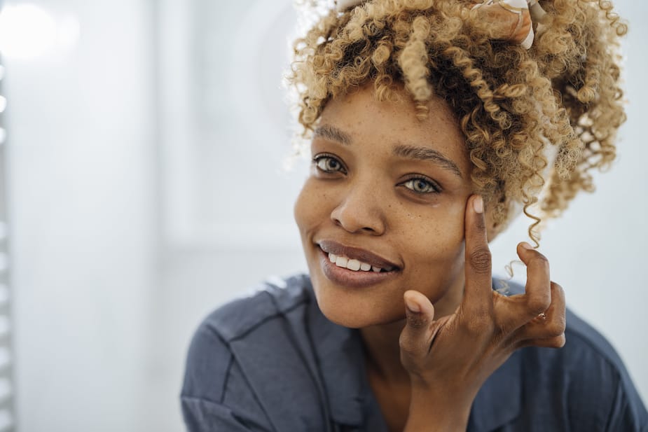 Image principale de l'article Voici le sérum anti-âge à adopter