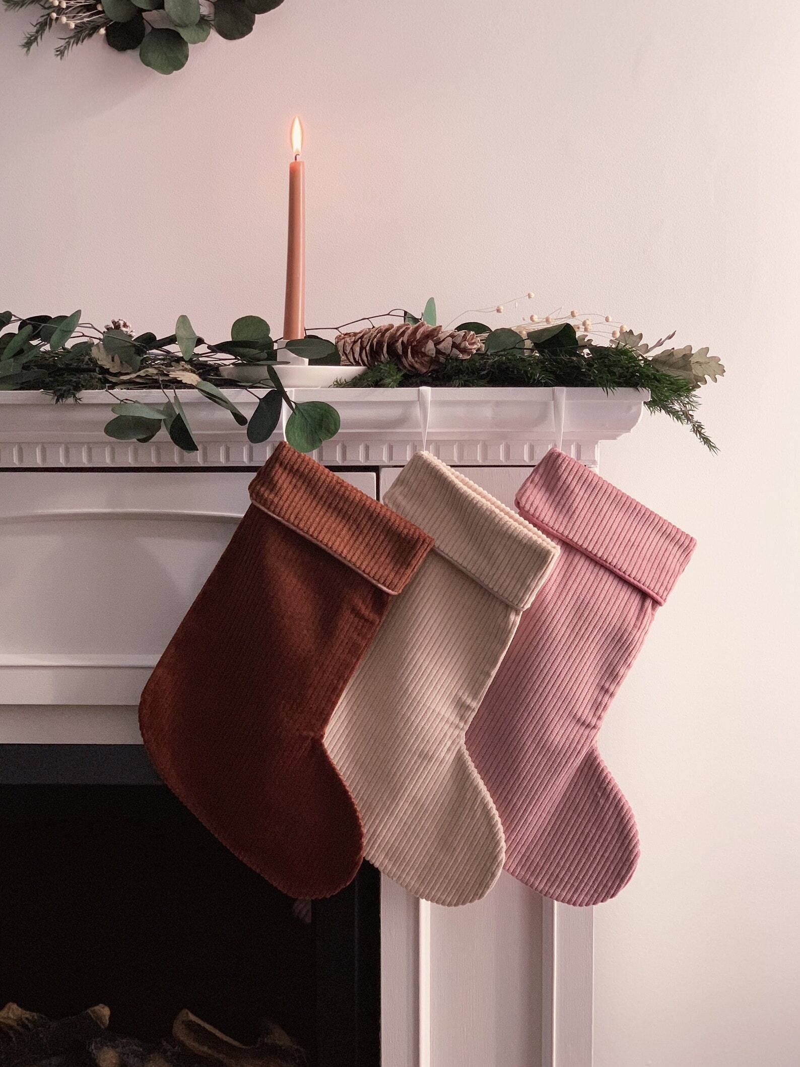 11 Bas De Noël Qui Ne Gâcheront Pas Votre Belle Décoration | Silo 57