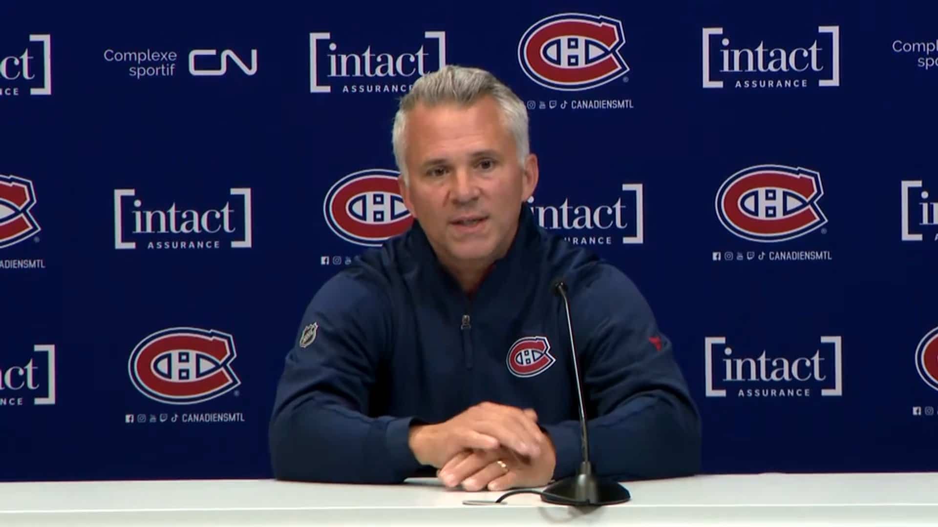 «On a de bonnes options»: Martin St-Louis va se servir du camp pour combler le trou sur le deuxième trio du Canadien
