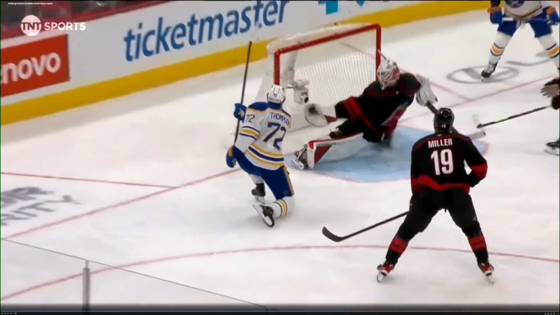 À VOIR: Brandon Bussi réalise un vol en plein jour!