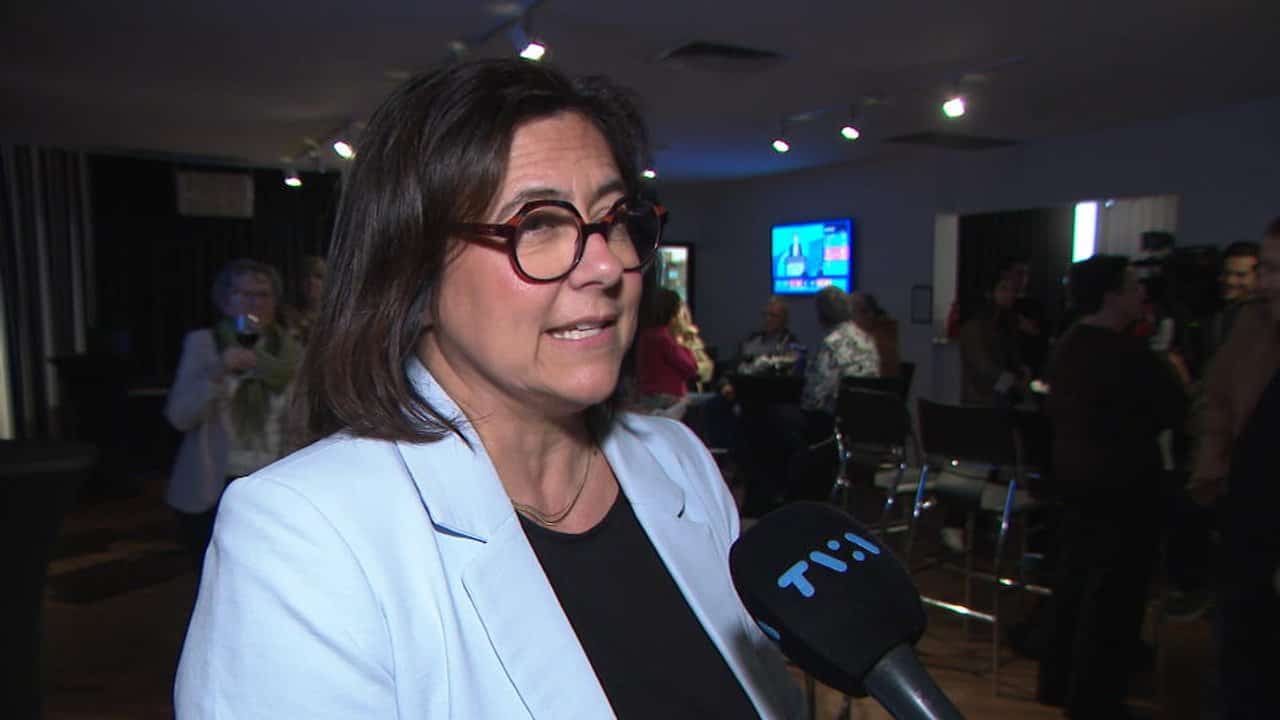 «On peut arrêter d’avoir peur»: la conjointe de Bernard Drainville dénonce la violence de propos reçus pendant la campagne