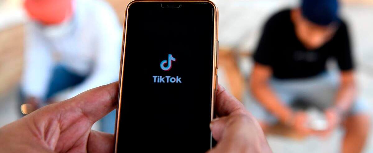 Enfance et réseaux sociaux: après Facebook, les sénateurs étrillent TikTok, Snapchat et YouTube