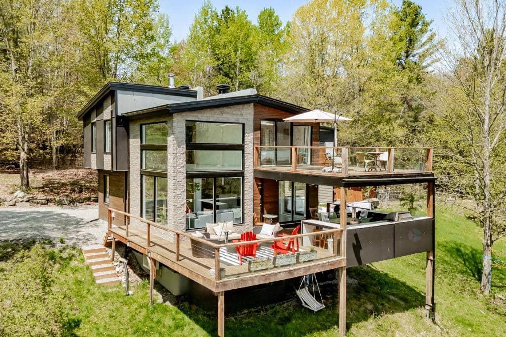 Maison unique avec loft à vendre pour 774 000 $