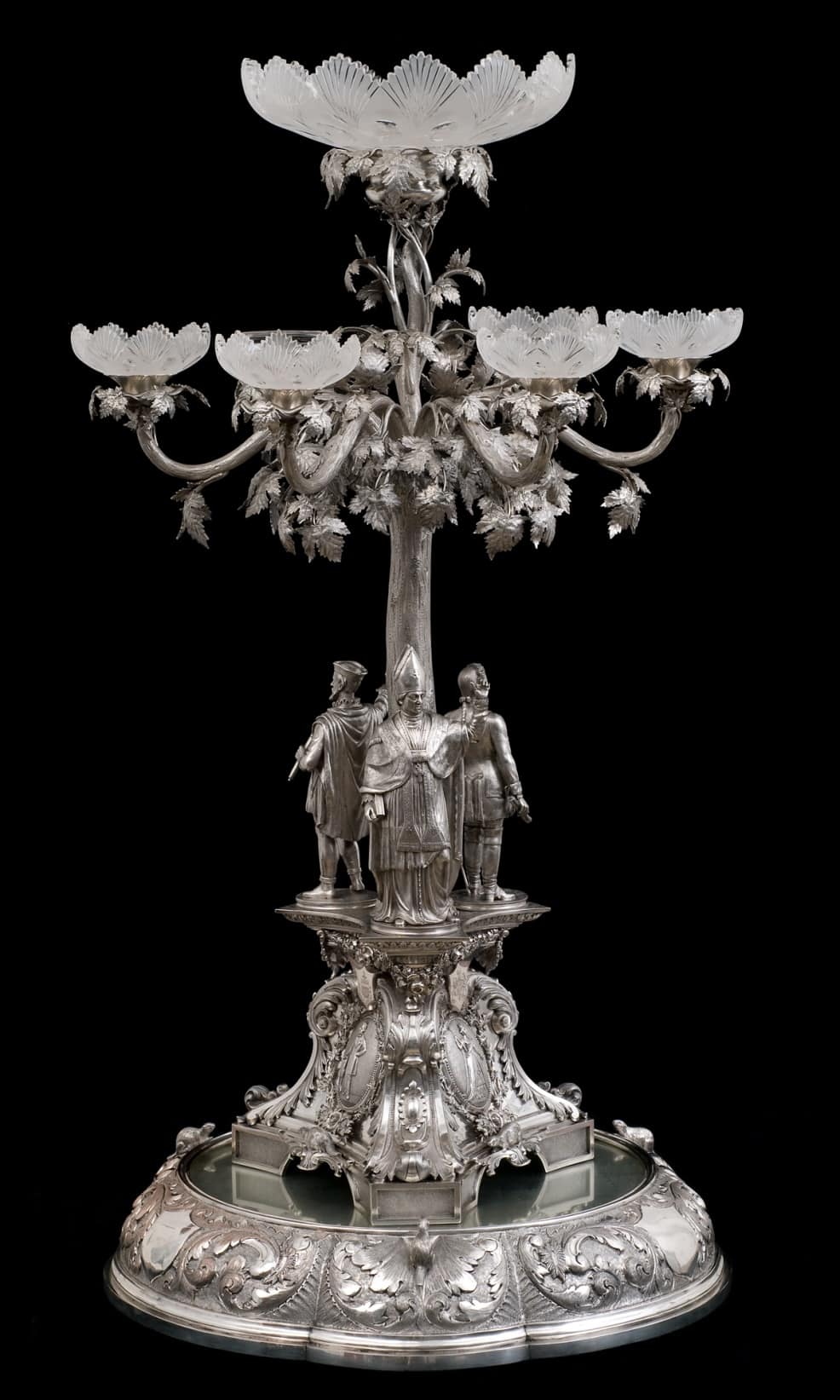Une rare pièce d’argenterie appartenant à sir George-Étienne Cartier ...