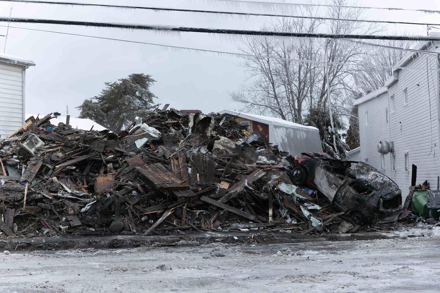 Saint-Basile: trois personnes perdent la vie dans un incendie