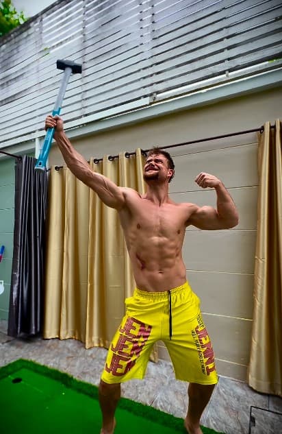 American bodybuilding influencer dies at 32 in Thailand
