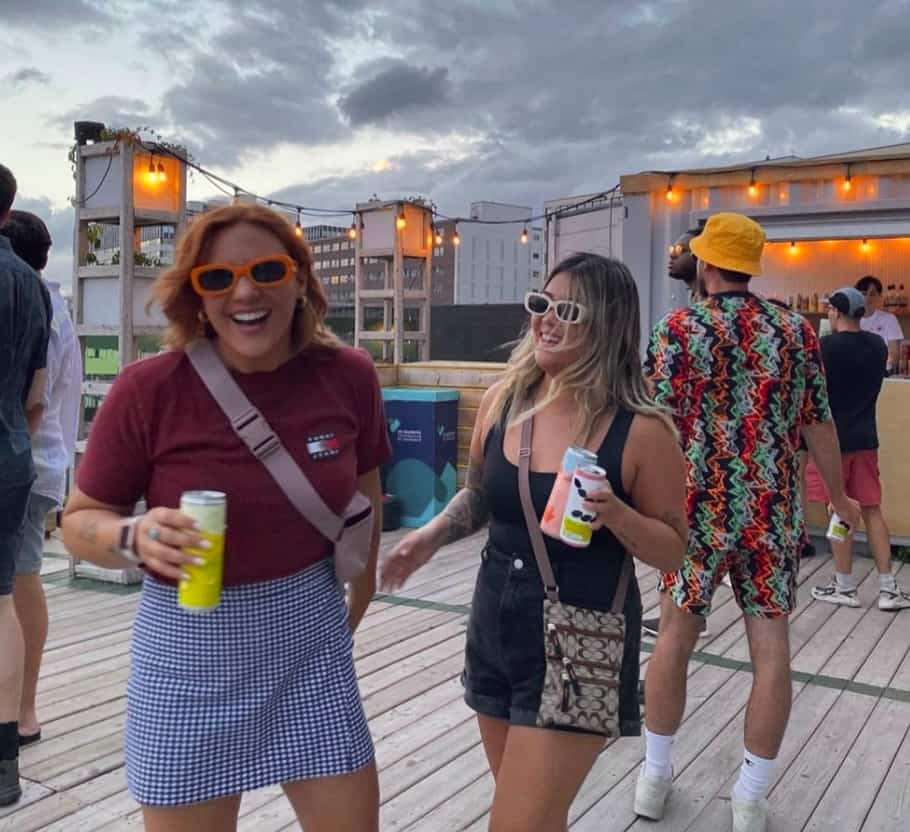 Un «party throwback» des années 90 et 2000 