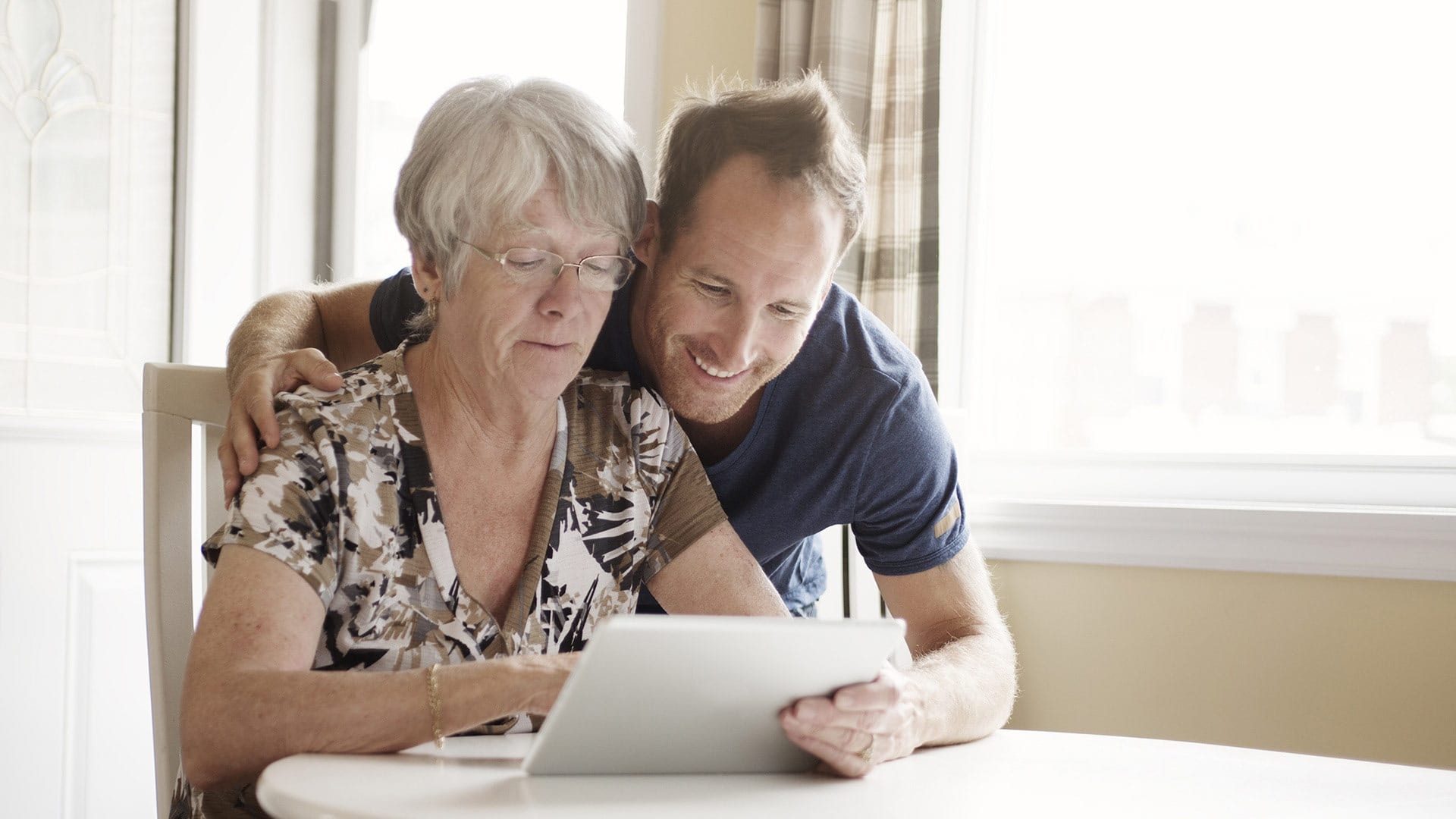 Les personnes proches aidantes: une aide précieuse