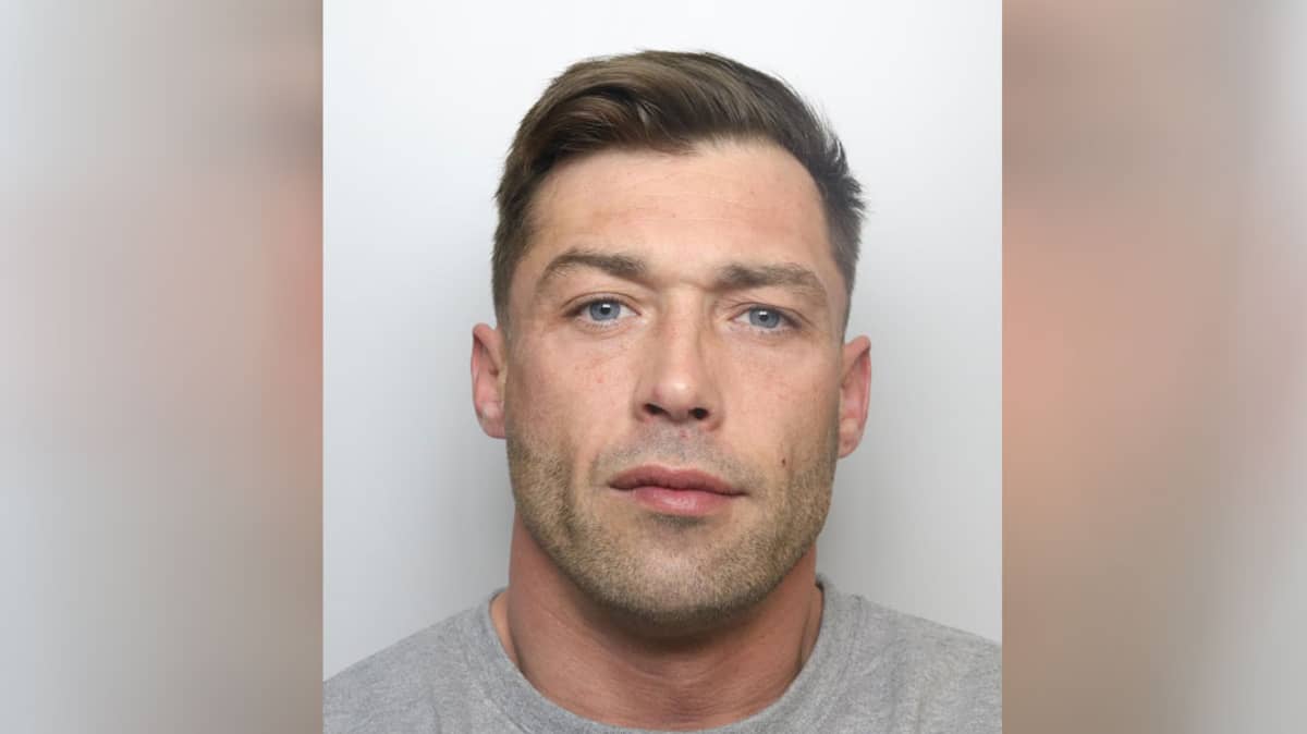 Sa «mugshot» attire tous les regards