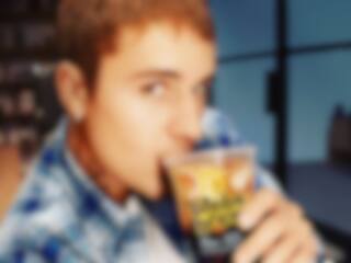 Justin Bieber s'associe encore à Tim Hortons