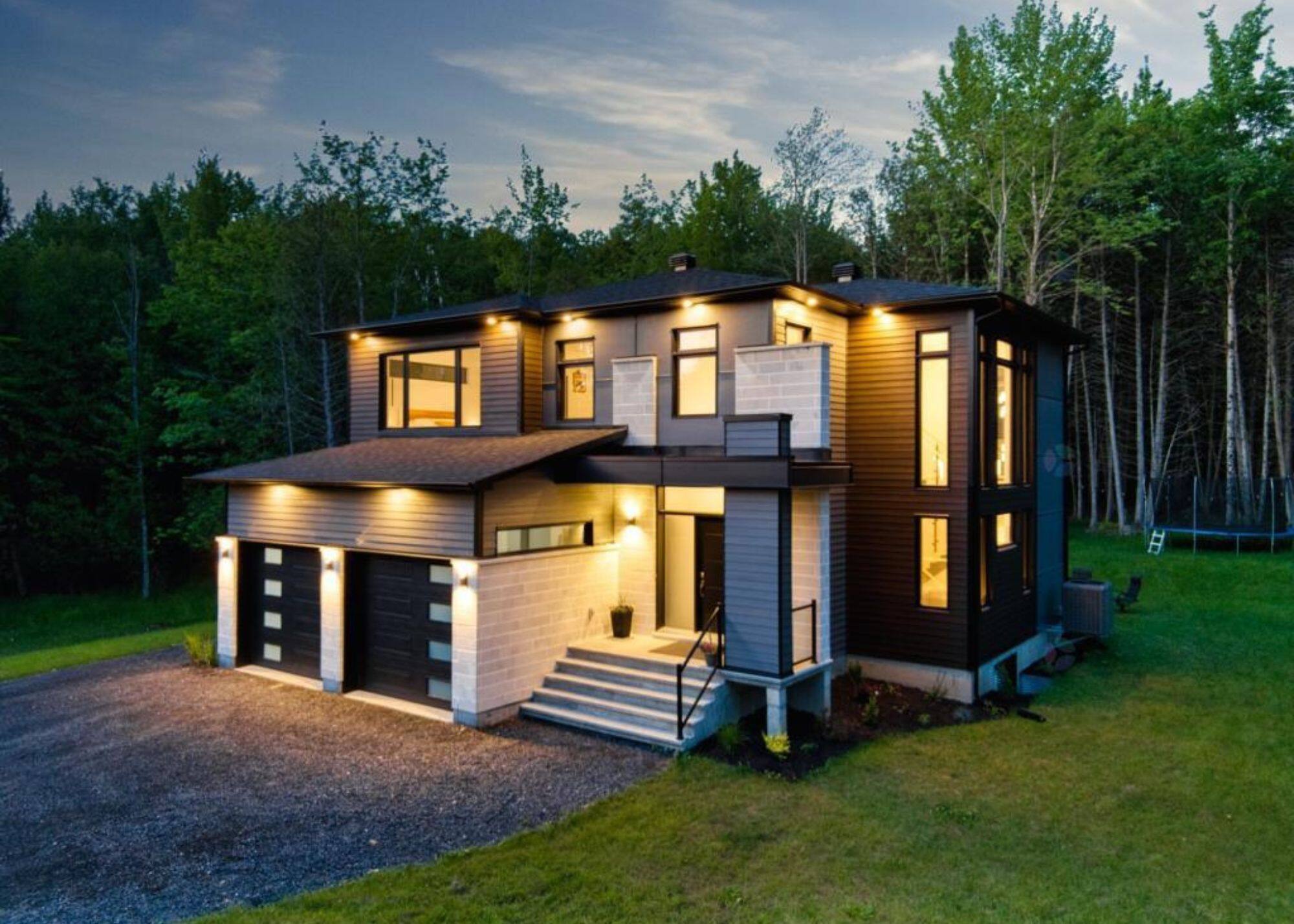 Propriété moderne à vendre pour 1.1 M $