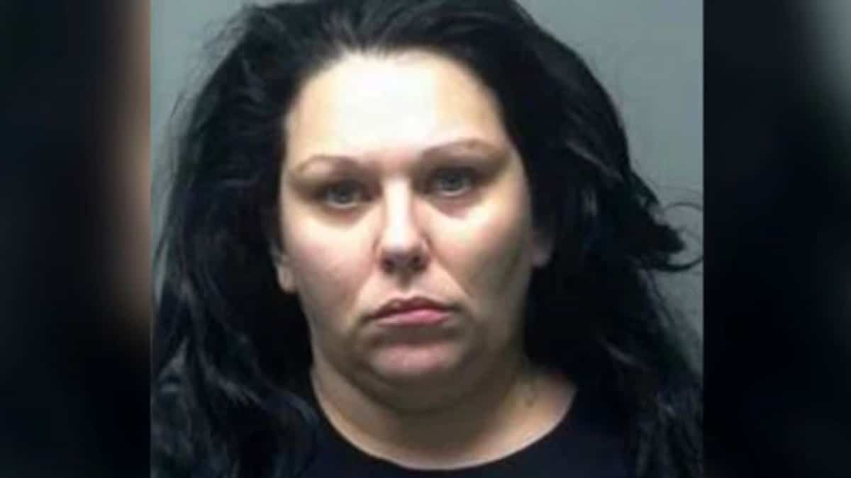 Accusée du meurtre de sa fillette qu’elle a vendu pour du sexe