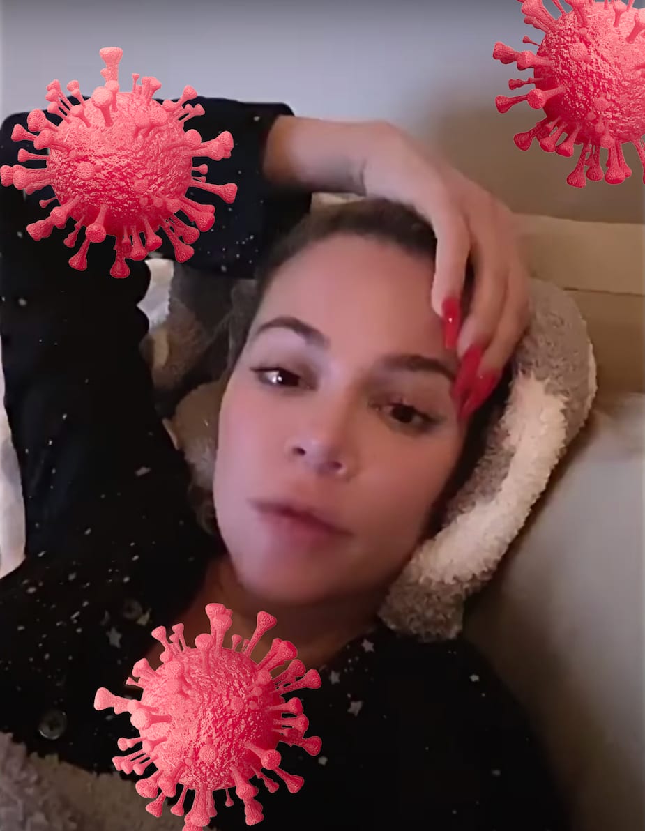 Image principale de l'article Khloe Kardashian a attrapé la COVID