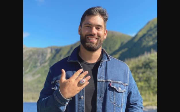 Une rare photo avec sa conjointe en ces durs temps