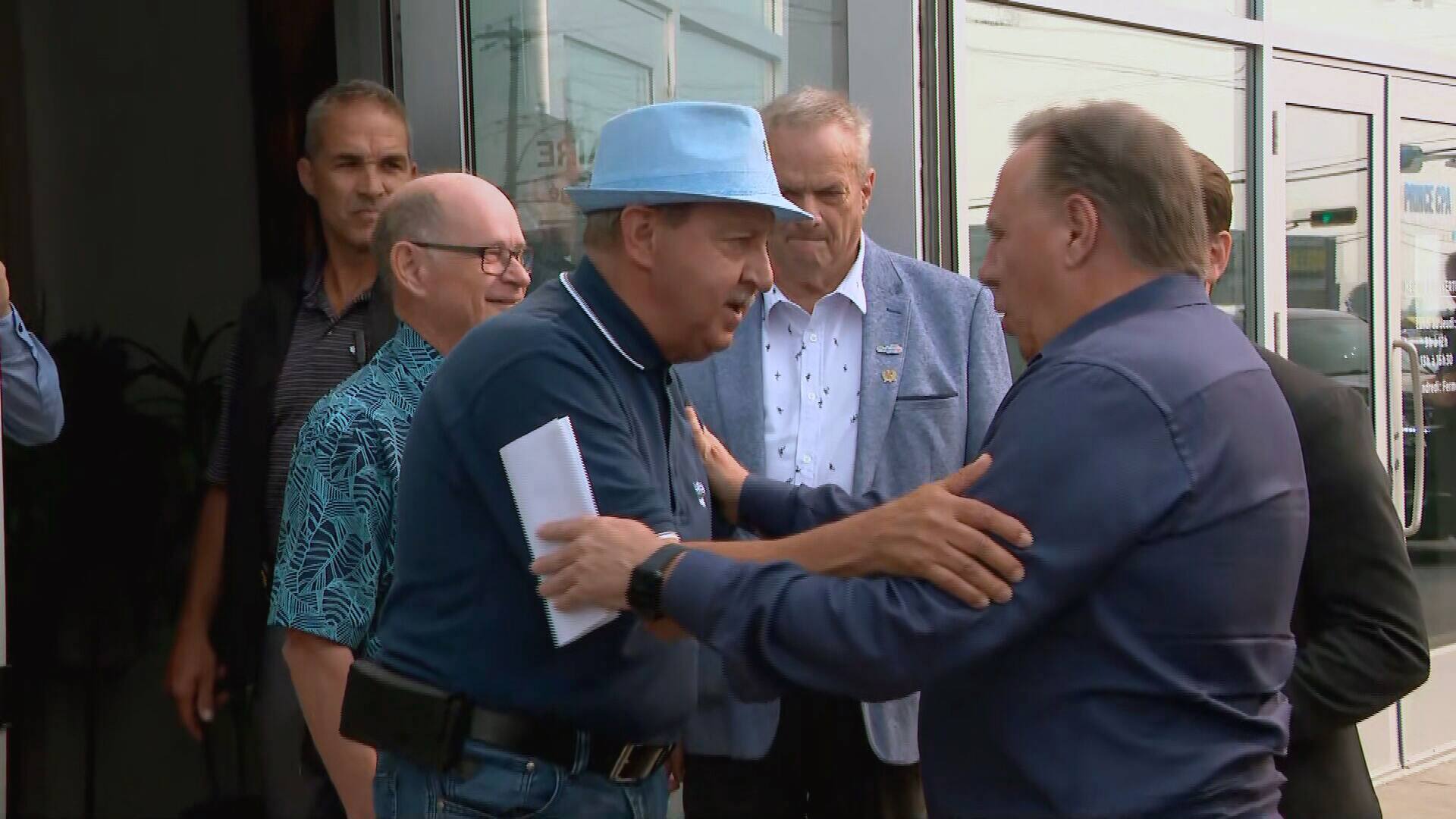 Legault refuse de demander l&rsquo;aide des forces arm&eacute;es