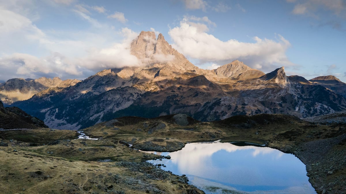 Enceinte de 7 mois et demi: elle accouche sous une tente en pleine randonnée
