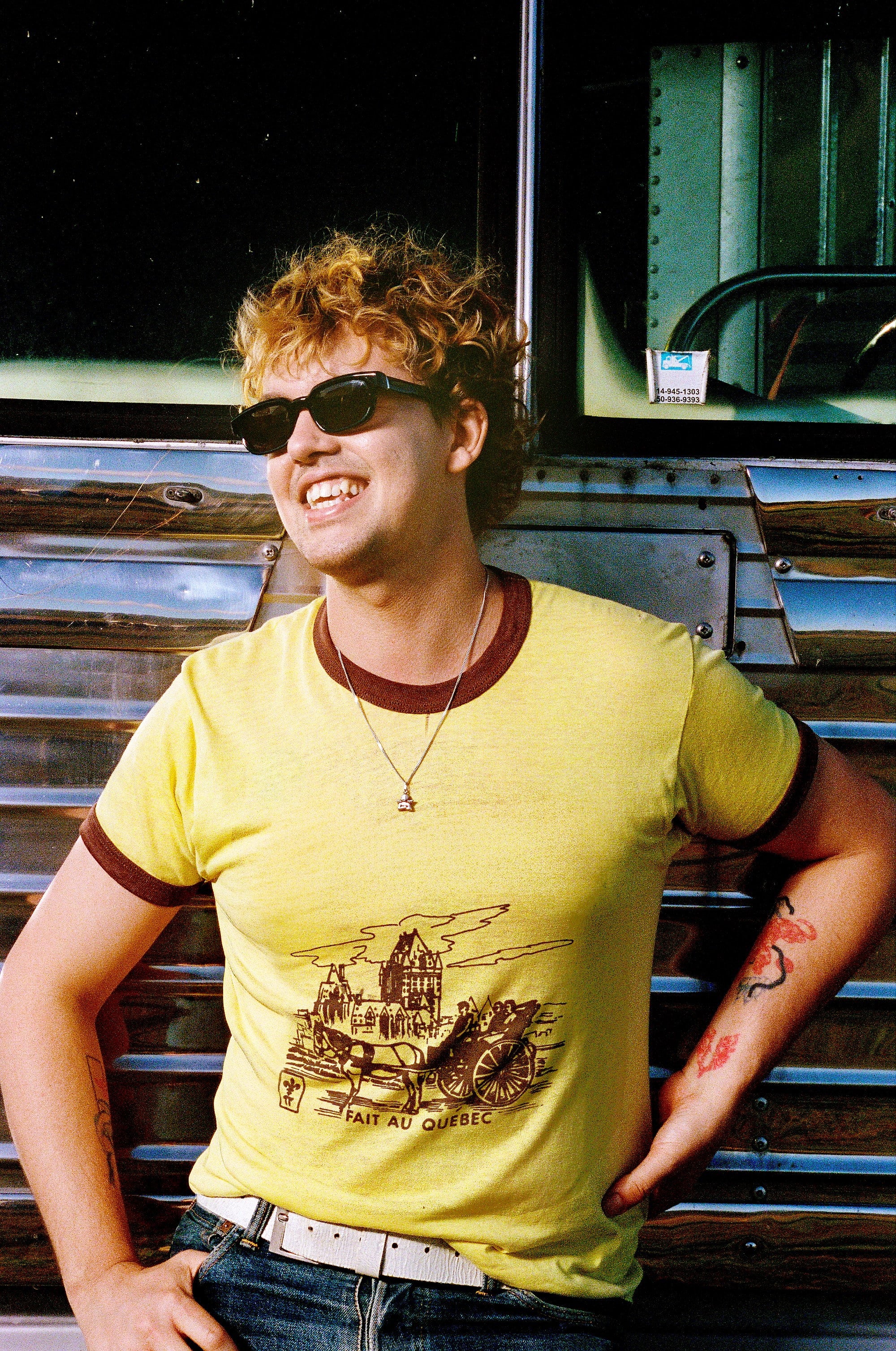 «T’es in ou t’es out» : comment le rôle de proche aidant a transformé Les Louanges et nourri son album «Alouette!»