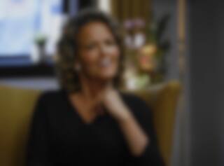 Louise Sigouin prend la chaise du patient