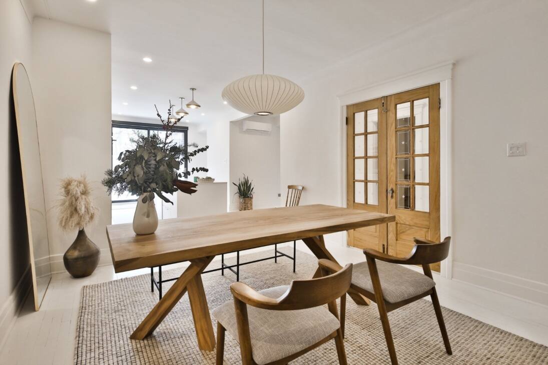 Un condo «minimaliste chaleureux» à 998 000$ 