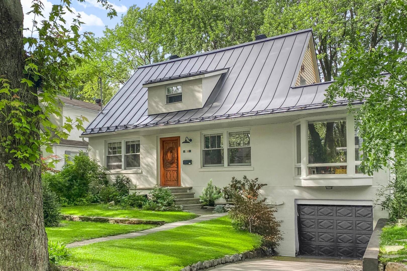 Une adorable maison de style Canadienne à vendre