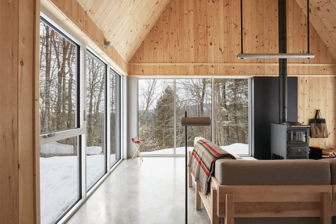 Un chalet par Appareil Architecture à 918 650$