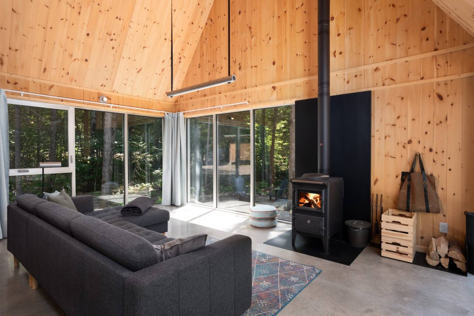 Un chalet scandinave à vendre pour 685 000$