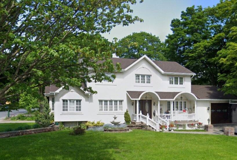 Une véritable maison de poupée pour 795k