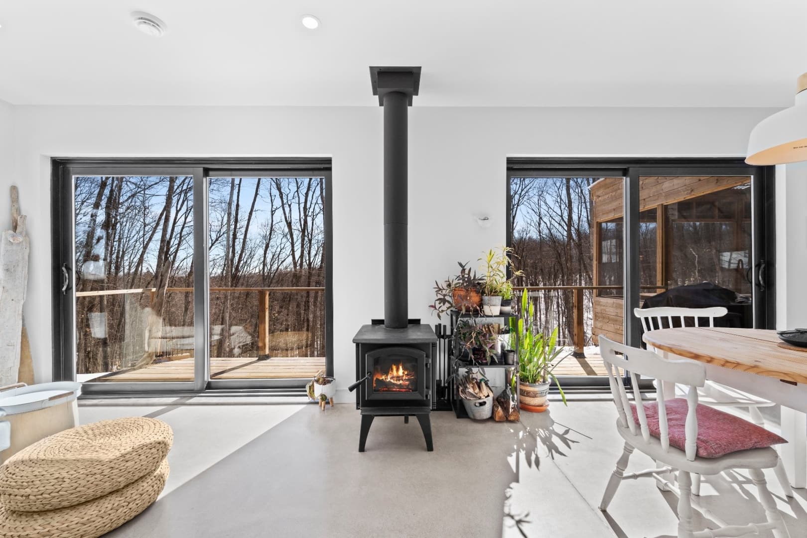 Une maison de plain-pied à vendre pour 459 000$