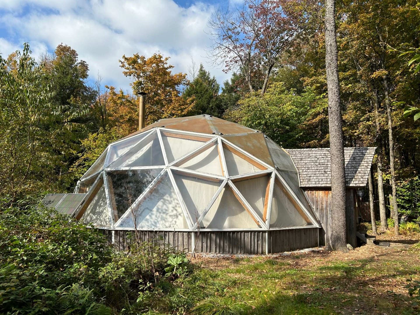 Une maison «dôme» des plus uniques à 265 000$ 