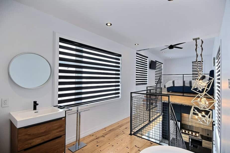 Une maison étroite et originale avec vue sur la rivière Yamaska à vendre pour 349 900 Silo 57 Une maison étroite et originale avec vue sur la rivière Yamaska à vendre pour 349 900 Silo 57