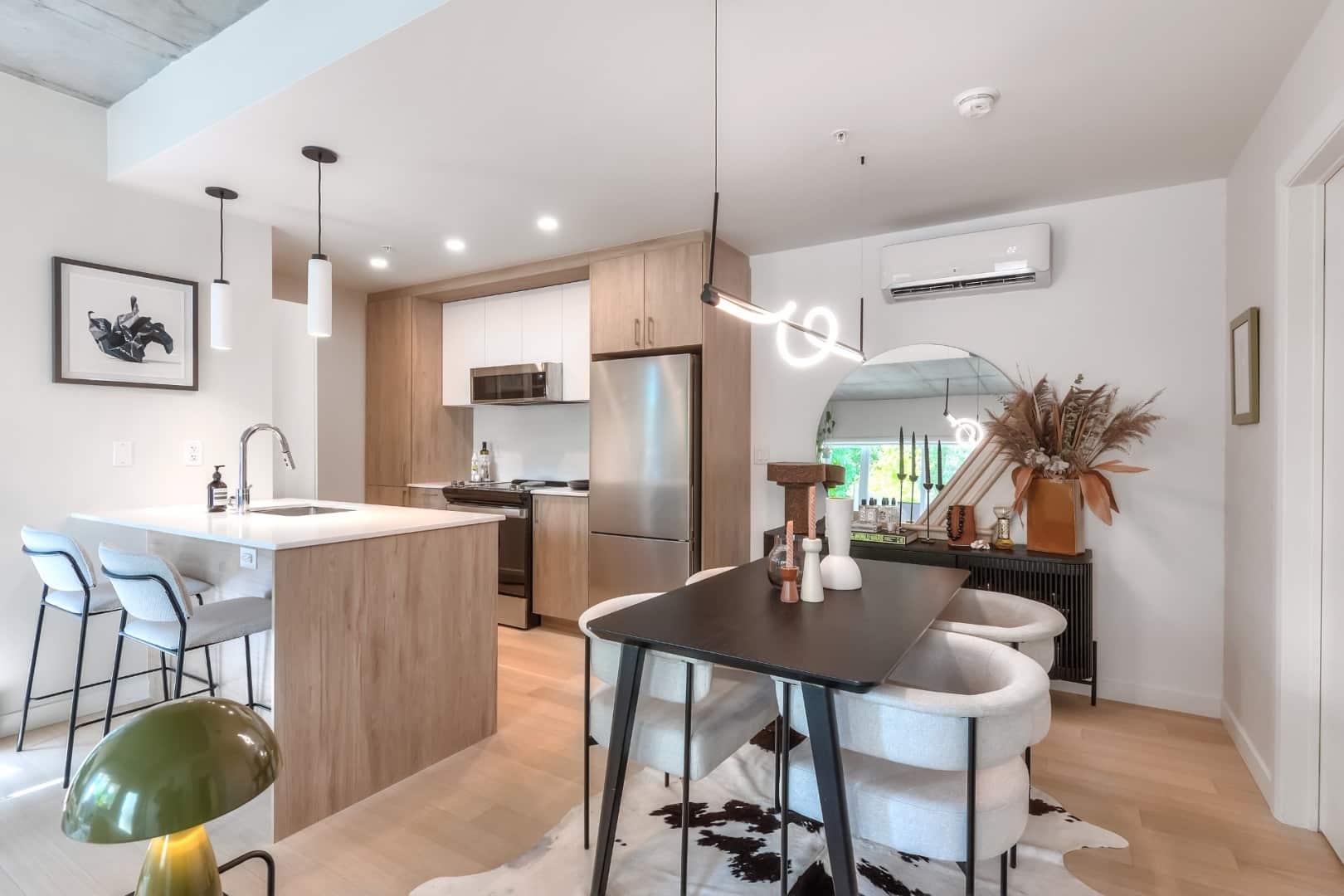 Un cocon urbain et design à vendre pour 389 000$