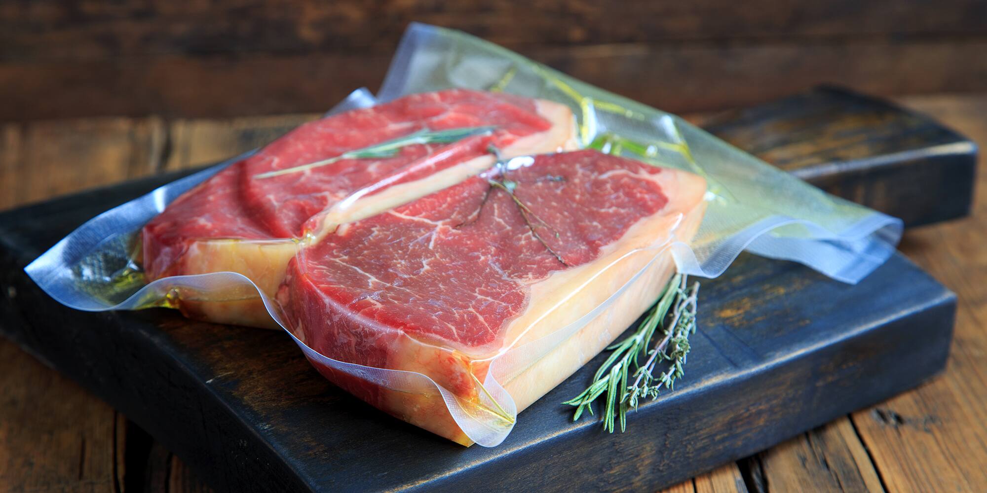 Cette machine à emballer sous vide est à -80 %