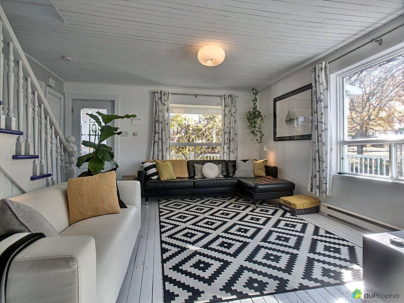 Cette maison en vente pour 325