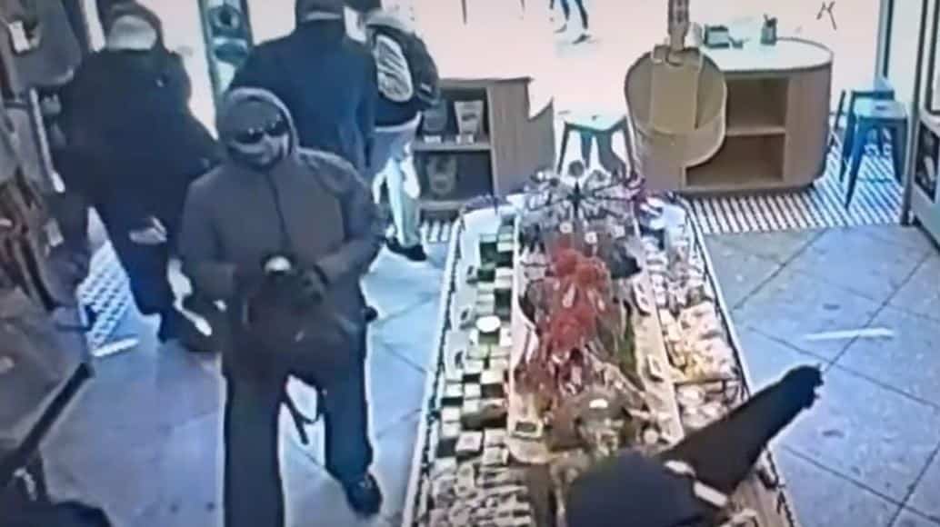 Victimes du collectif Robin des ruelles: voici pourquoi la police n'agit pas rapidement