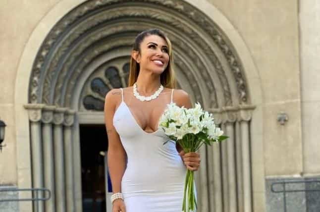 Mari&eacute;e &agrave; elle-m&ecirc;me depuis quatre mois, elle divorce