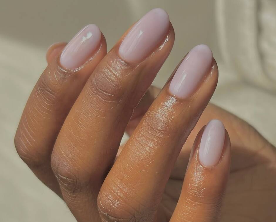 Image principale de l'article Voici la couleur qui sera sur tous les ongles