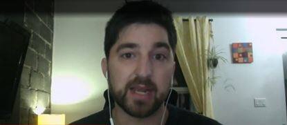 Le milieu th&eacute;&acirc;tral d&eacute;plore l'interdiction de fumer sur sc&egrave;ne