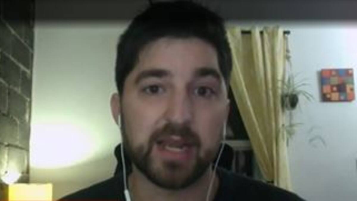 Le milieu théâtral déplore l'interdiction de fumer sur scène