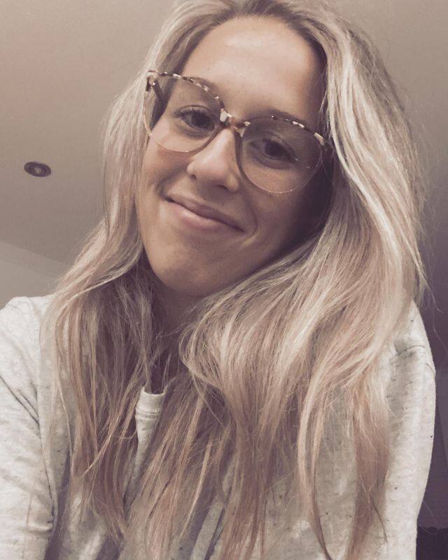 Une rare photo de couple où elle rayonne 