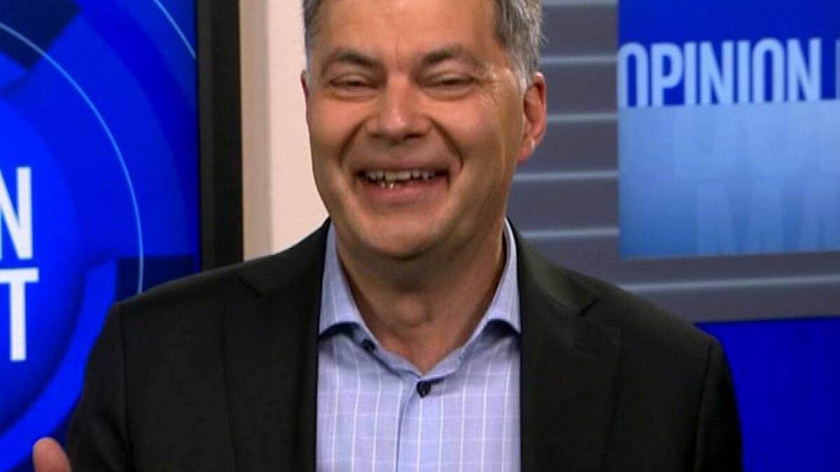 Essence à 1,60$ le litre: Mario Dumont se moque allégrement de l’idée du PQ