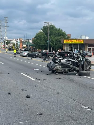 A bus collides with a building in Maryland, causing more than twenty injuries (July 8, 2026)